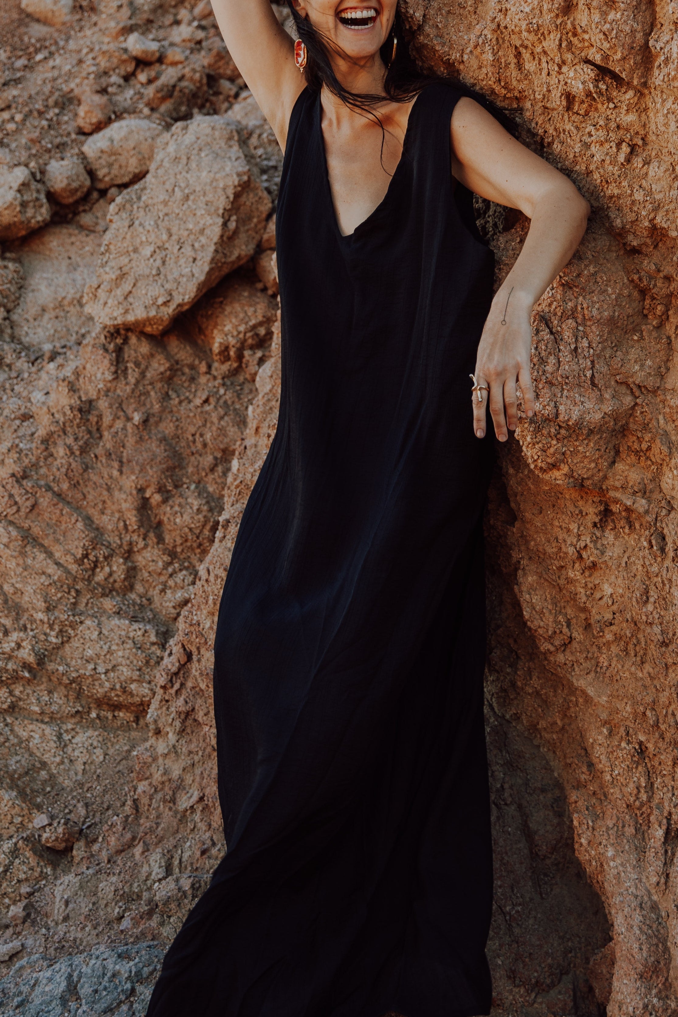 The Breathable Dress Black